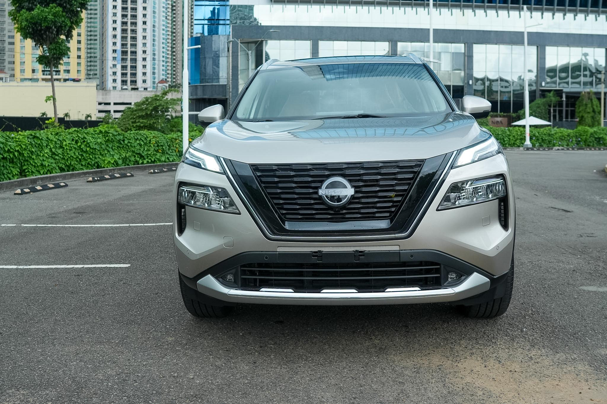 Nissan X-Trail Tekna Hybrid